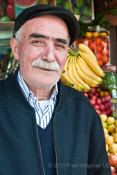 20100403_135753 D300.jpg - Man at Yenikoy